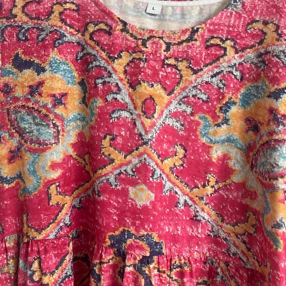 Size large boutique midi dress with sleeves - Picture 2 of 3